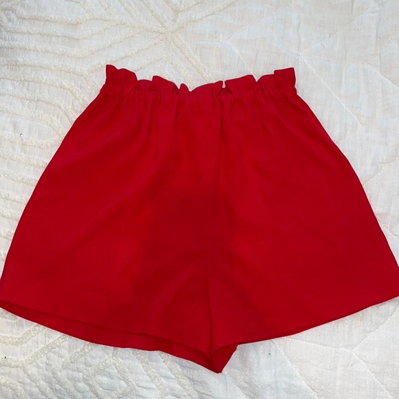 Aritzia Babaton high waisted red shorts, size S - Picture 2 of 2